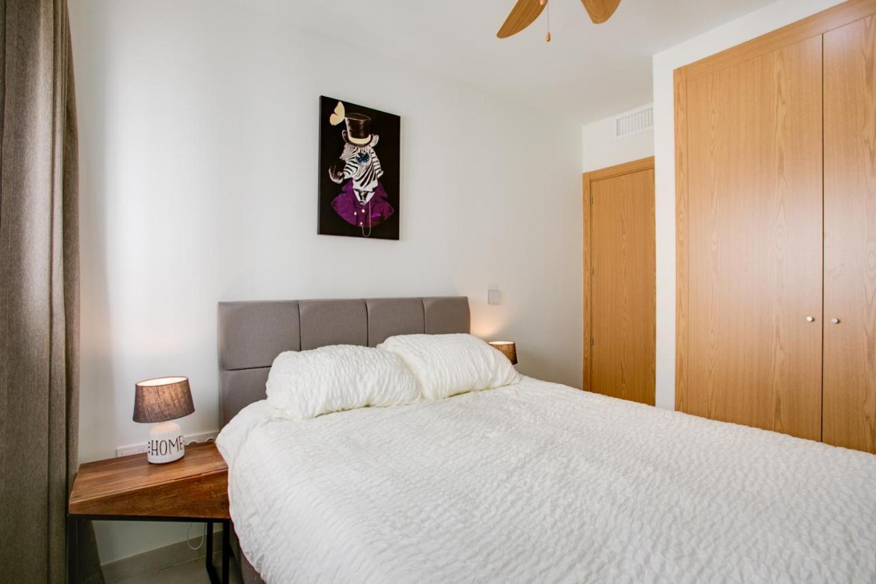 דירות אסטפונה Apartamento Simi - Puerto Blanco מראה חיצוני תמונה